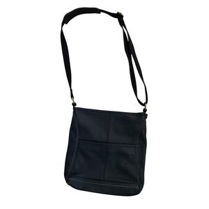 The Sak Black Leather Crossbody Bag Adjustable Strap Exterior Pocket
